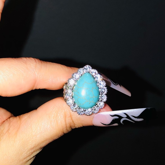 BEAUTIFUL BIG GEM RHINESTONE RINGS NEW🔥 - Picture 7 of 15